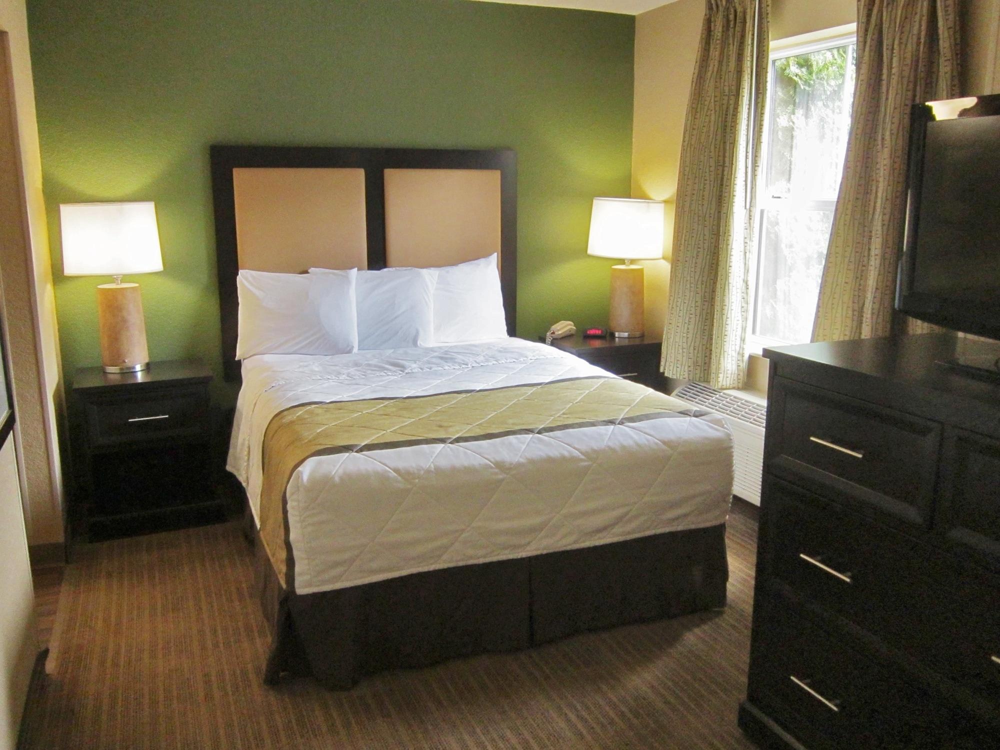 Extended Stay America Suites - Detroit - Novi - Orchard Hill Place Northville Екстериор снимка
