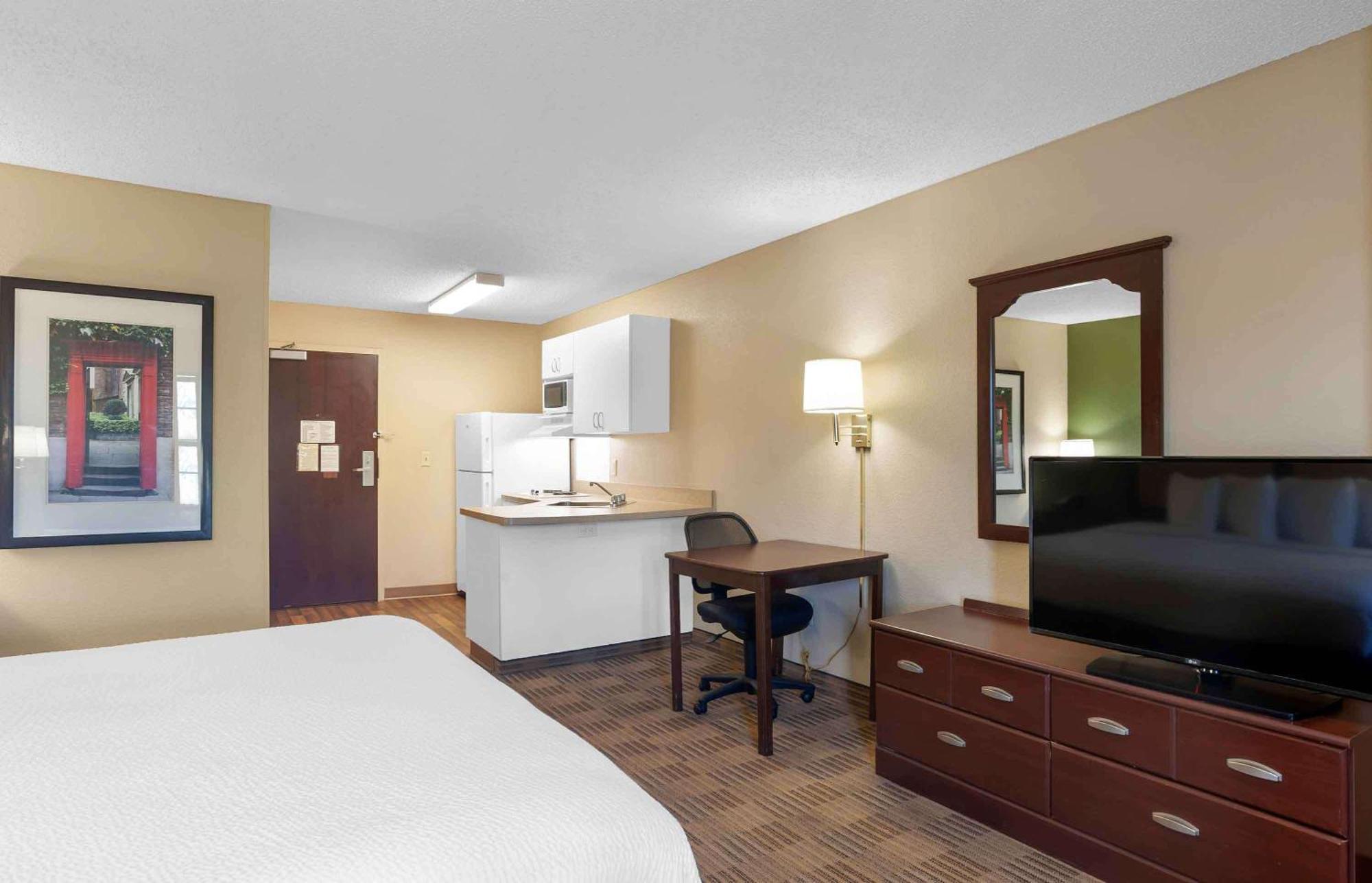 Extended Stay America Suites - Detroit - Novi - Orchard Hill Place Northville Екстериор снимка