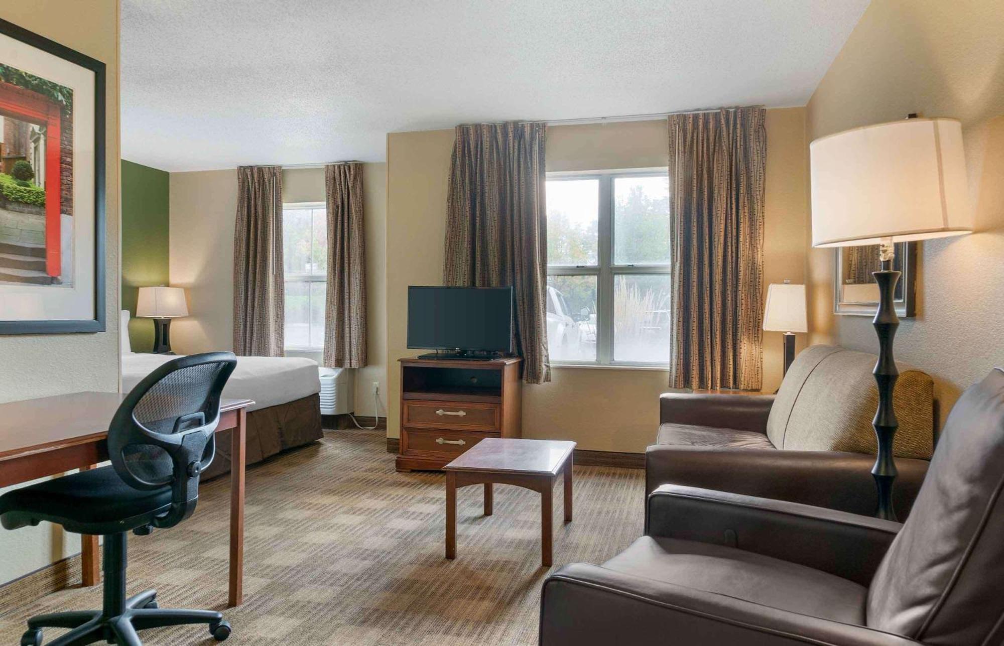 Extended Stay America Suites - Detroit - Novi - Orchard Hill Place Northville Екстериор снимка