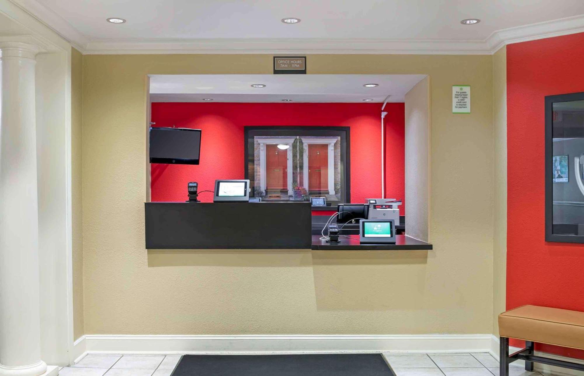 Extended Stay America Suites - Detroit - Novi - Orchard Hill Place Northville Екстериор снимка