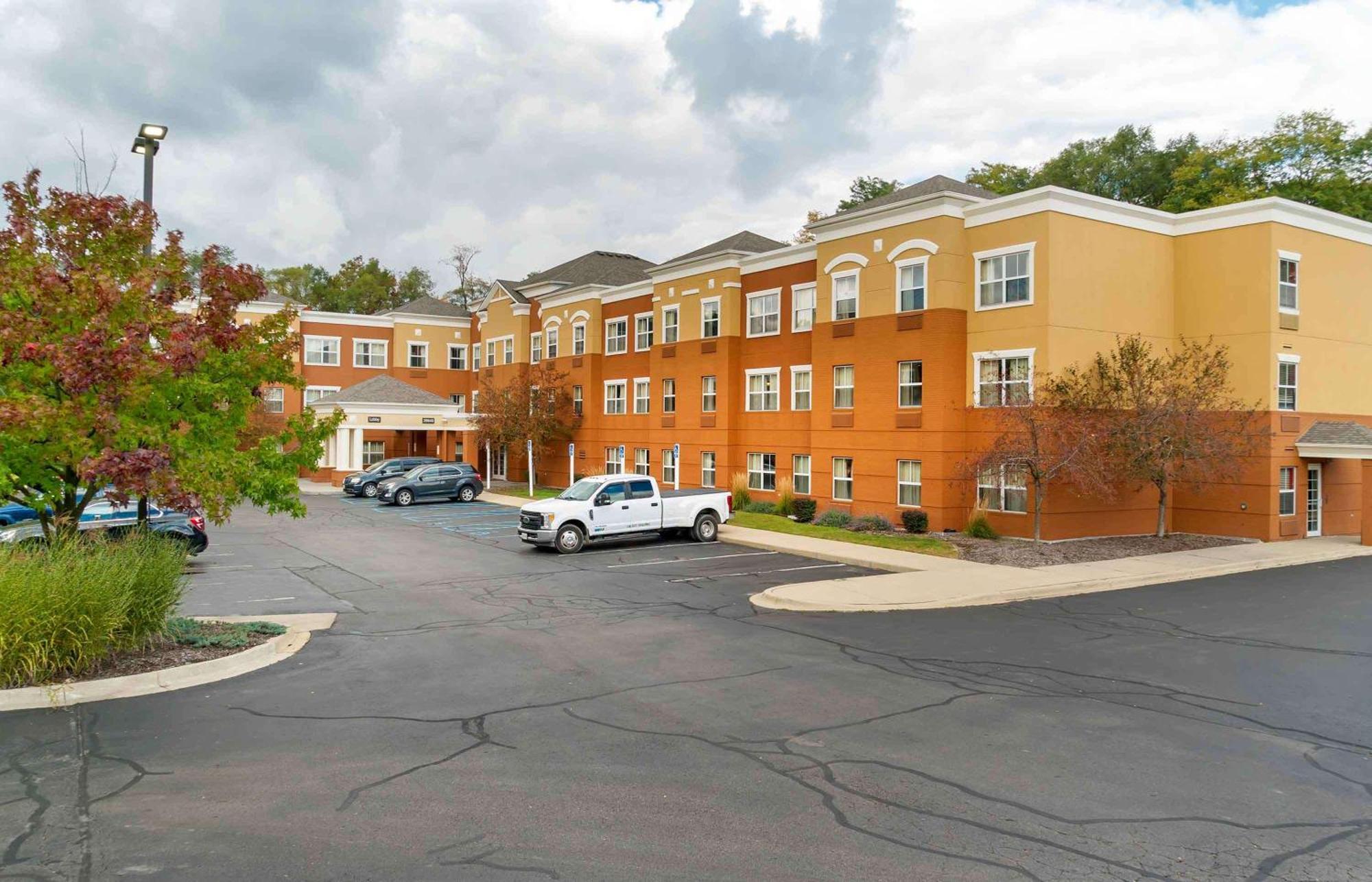 Extended Stay America Suites - Detroit - Novi - Orchard Hill Place Northville Екстериор снимка
